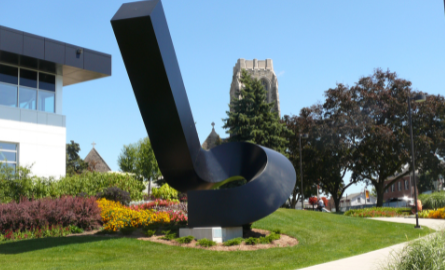 Meadmore sculpture at Oshawa City Hall