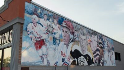 This mural depicts several famous former Oshawa Generals hockey players.