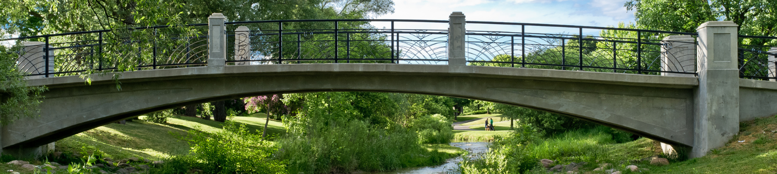 Bridge in Oshawa Valley Botanical Gardens