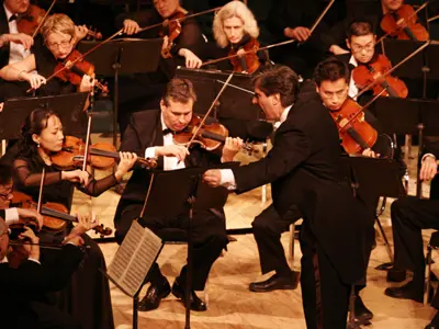 Ontario Philharmonic performing