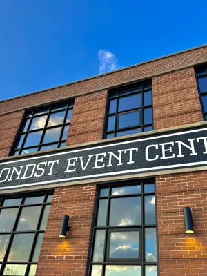 BOND|ST Event Centre exterior signage