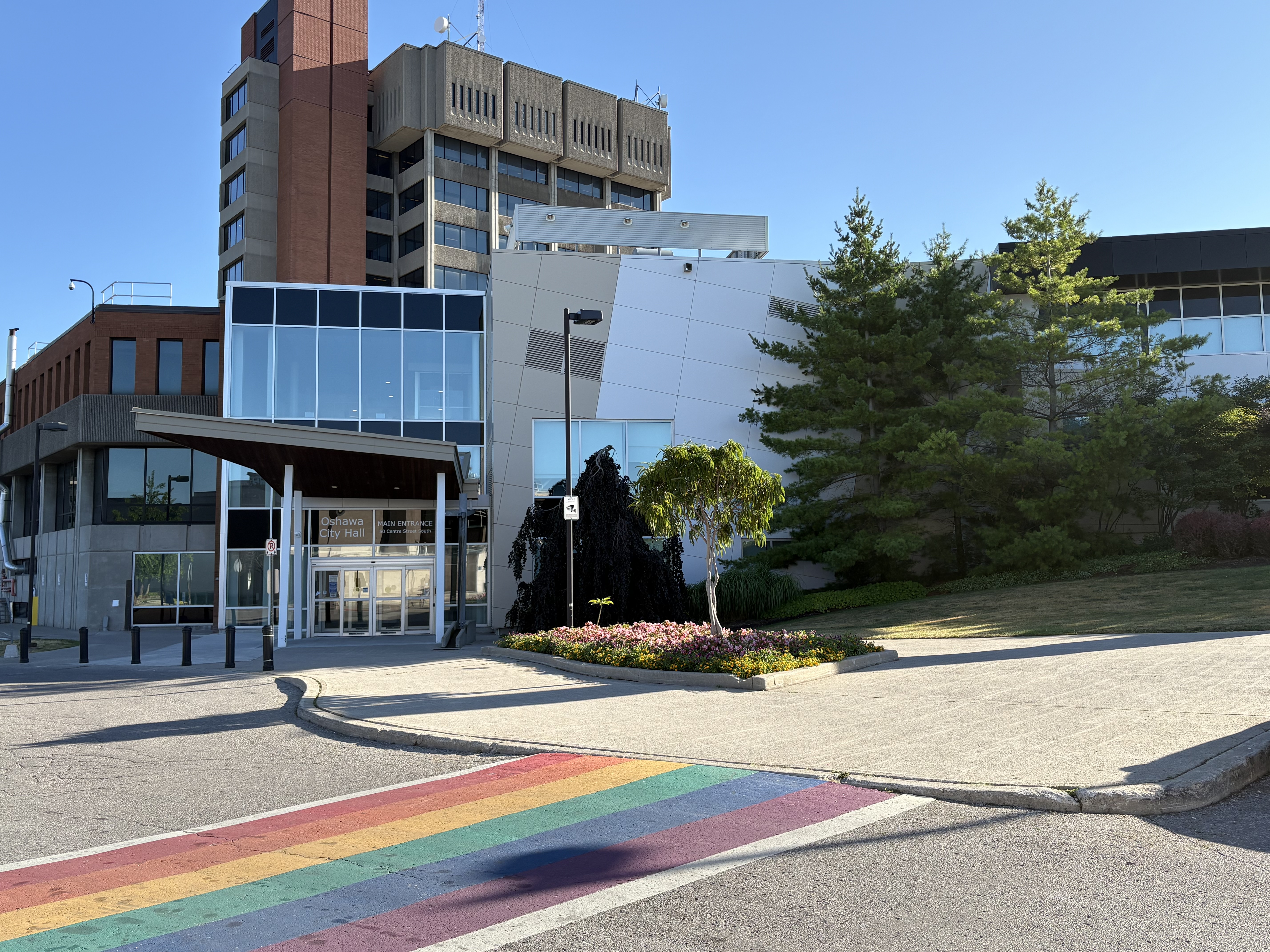 Entrance to Oshawa City Hall