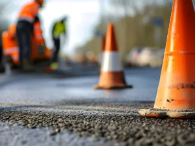 View current road & sidewalk closure notices