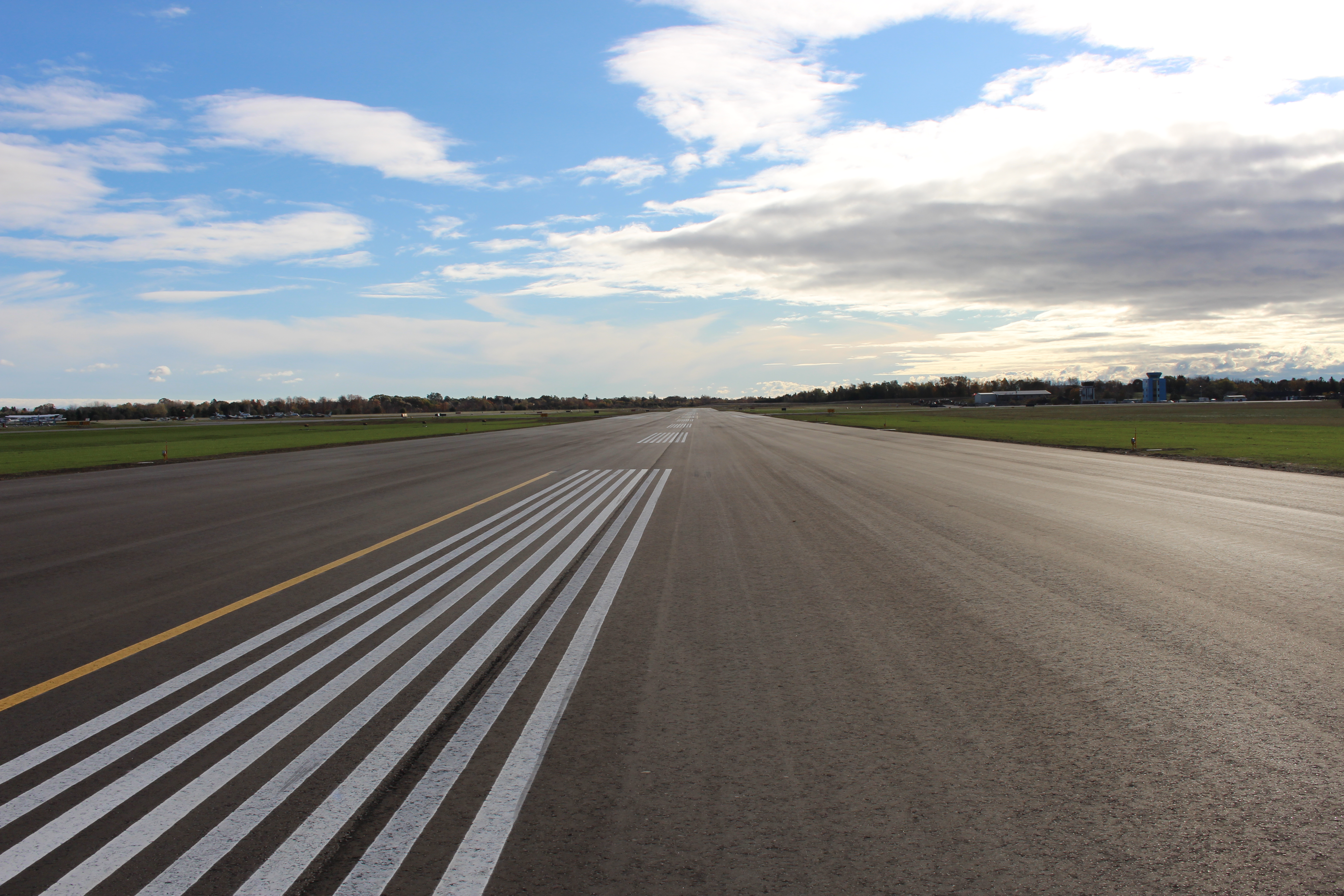Runway at Oshawa Executive Airport 